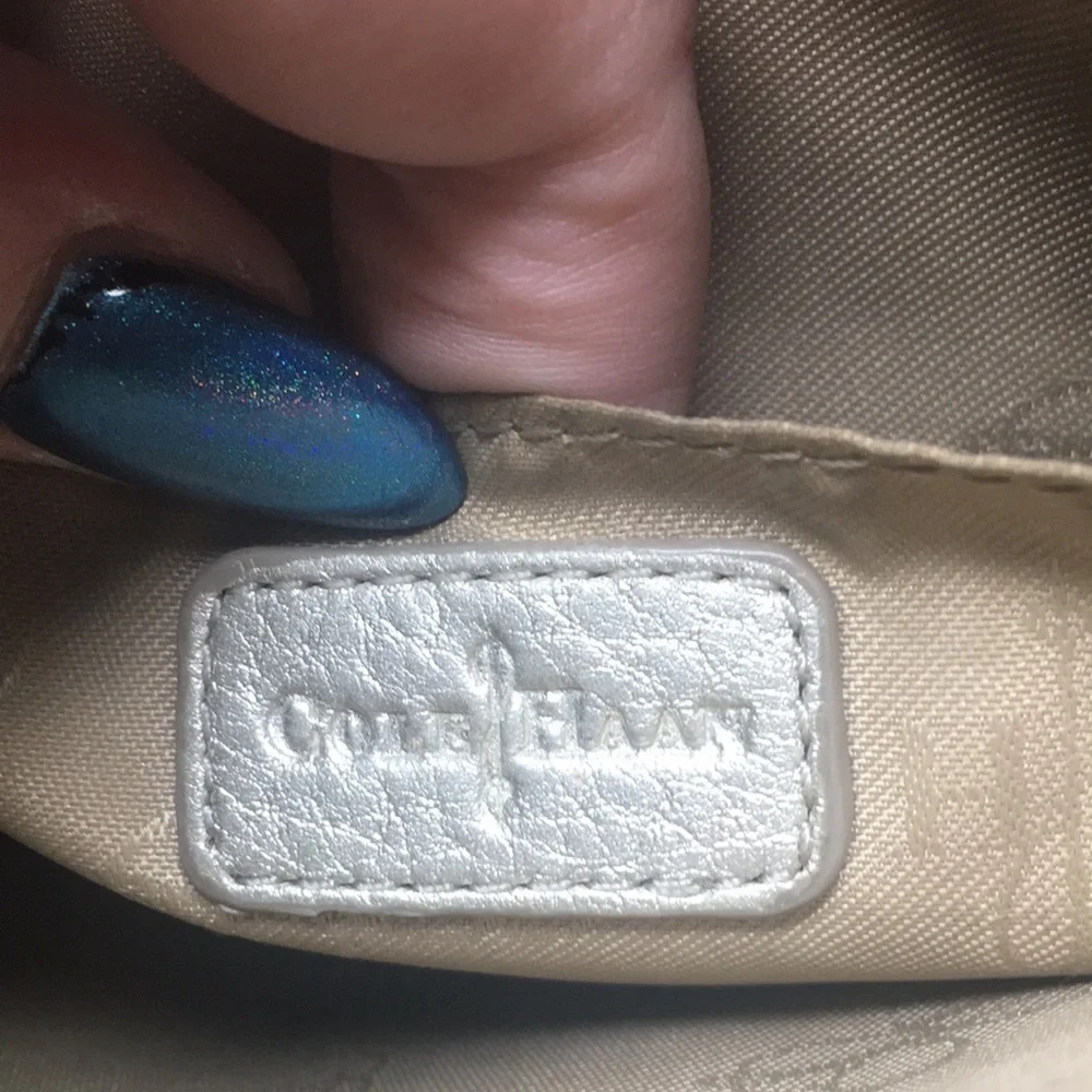 🔥Cole Haan Jitney wristlet